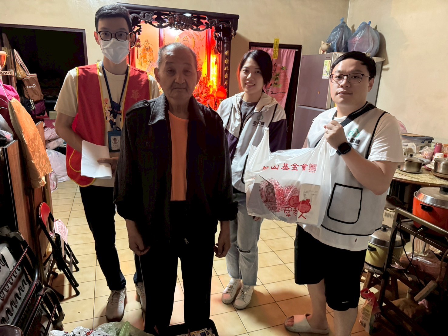 proimages/news/20250525關懷獨老活動2.jpg proimages/news/v.jpg